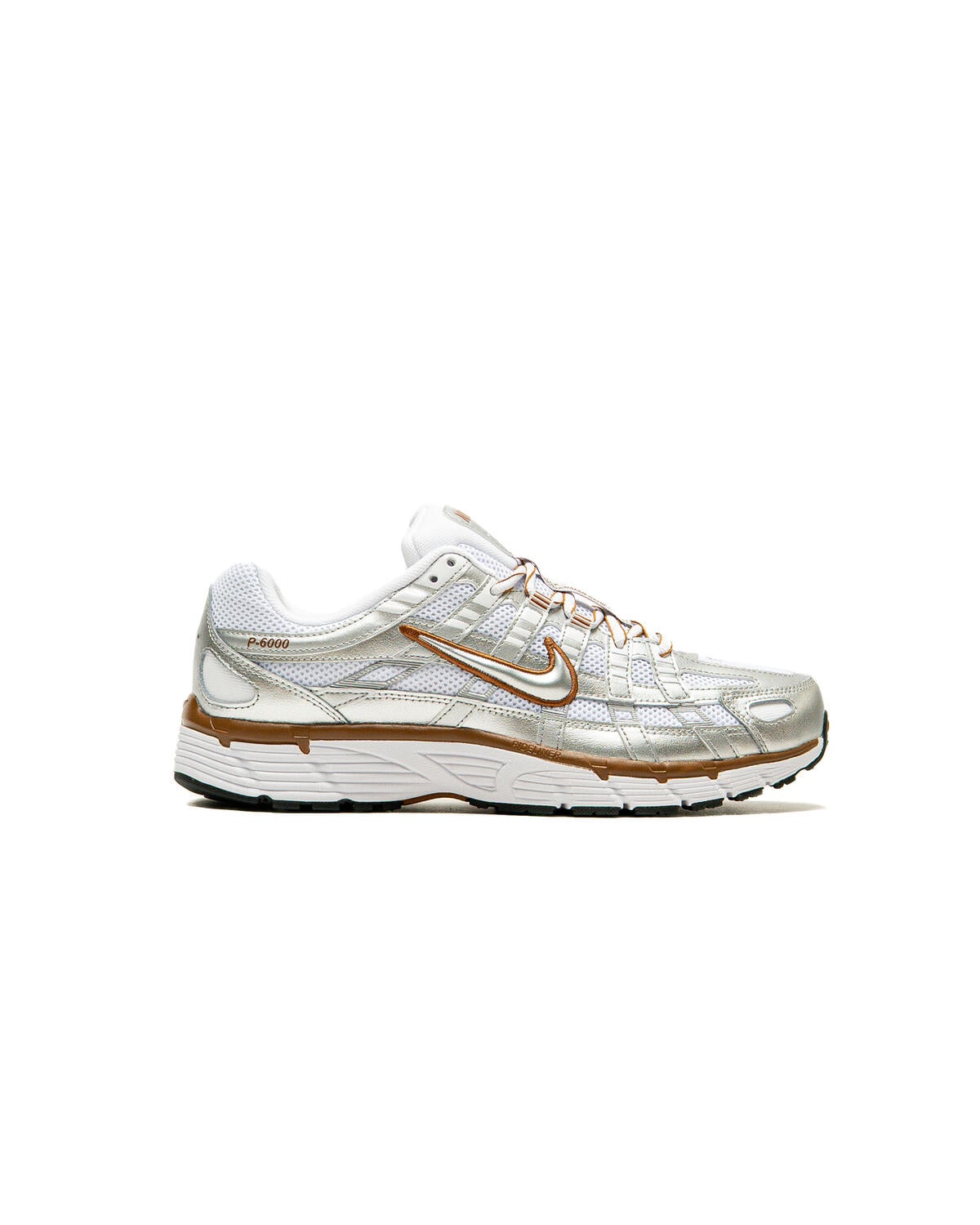 その他 milky nike-wmns-p-6000-white-mtlc-